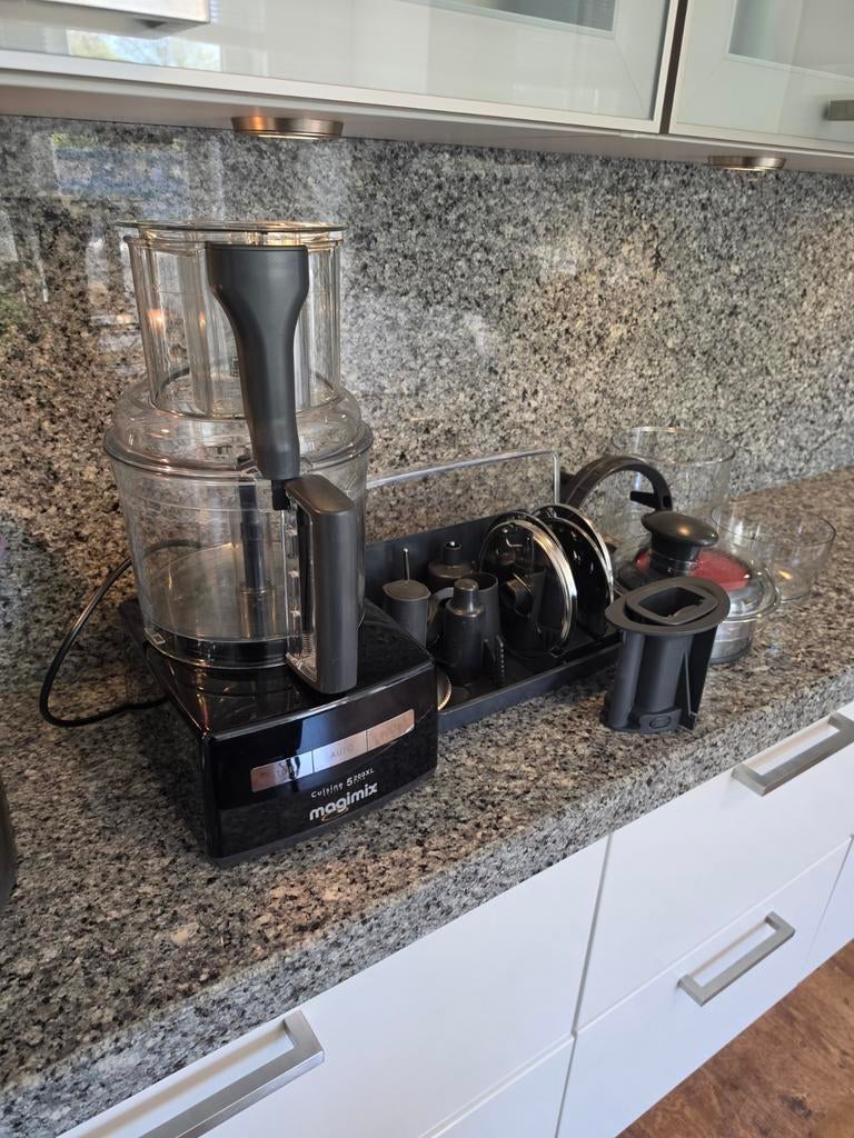 Magimix 5200XL zo goed als nieuw met veel accessoires, Witgoed en Apparatuur, 3 tot 4 liter, Ophalen of Verzenden, Zo goed als nieuw