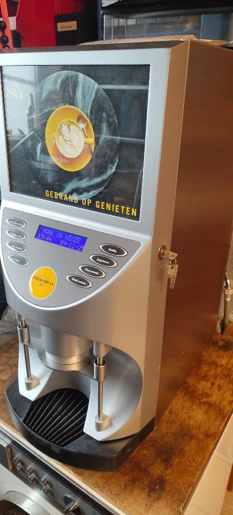AEQUATOR Brasil professional coffee machine, Witgoed en Apparatuur, Koffiezetapparaten, Ophalen, Gebruikt, 10 kopjes of meer, Koffiemachine