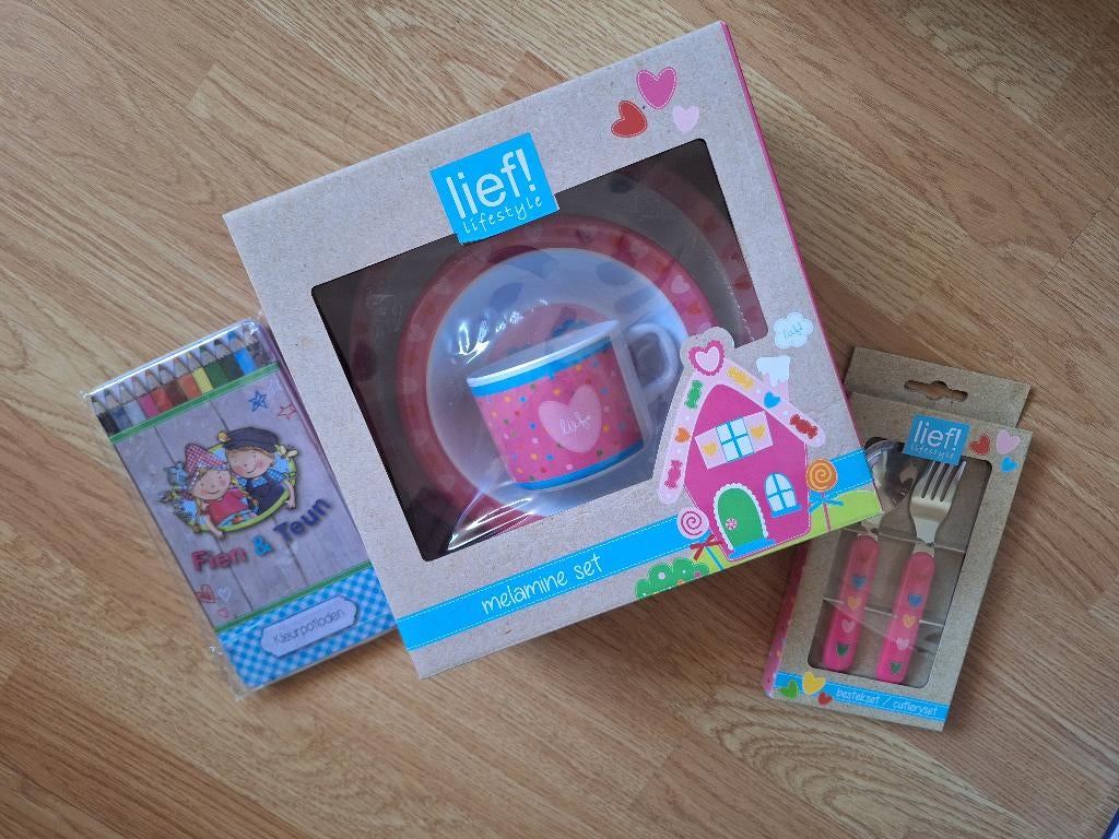 Lief Lifestyle roze melamine servies en bestek, Ophalen of Verzenden, Nieuw, Overige typen