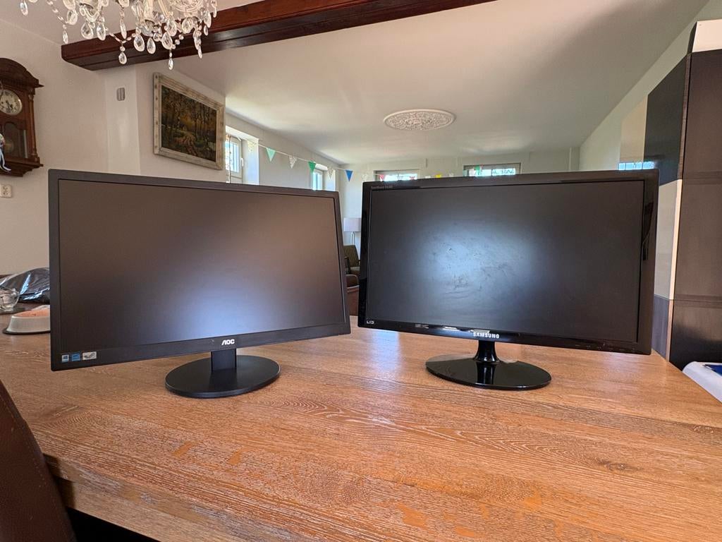AOC en Samsung monitoren - Ideaal voor thuiswerken/gamen, HDMI, IPS, Full HD, Zo goed als nieuw