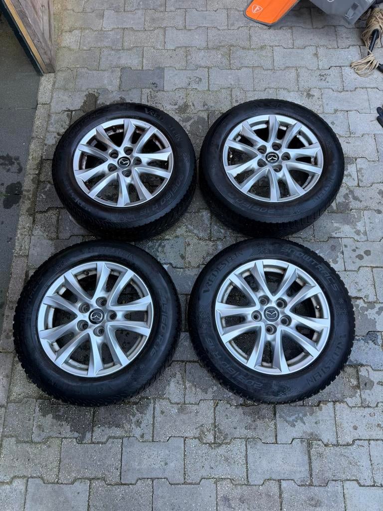Mazda 16 inch velgen met Vredestein winterbanden, Ophalen of Verzenden, Gebruikt