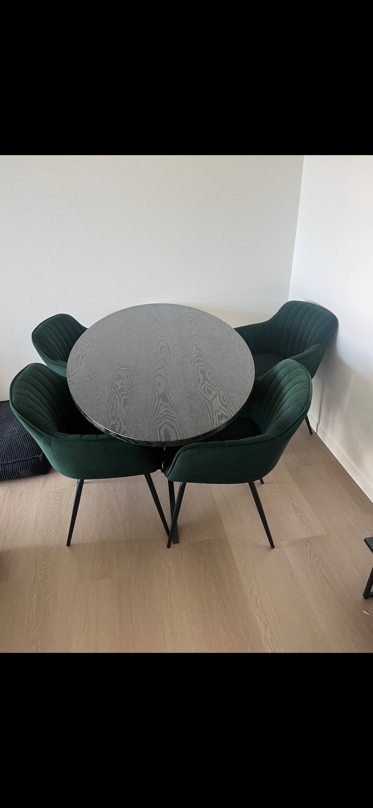 Ovale eettafel, 4 eetstoelen Velvet groen, goude salontafels, Ophalen, Gebruikt, 50 tot 100 cm, 150 tot 200 cm