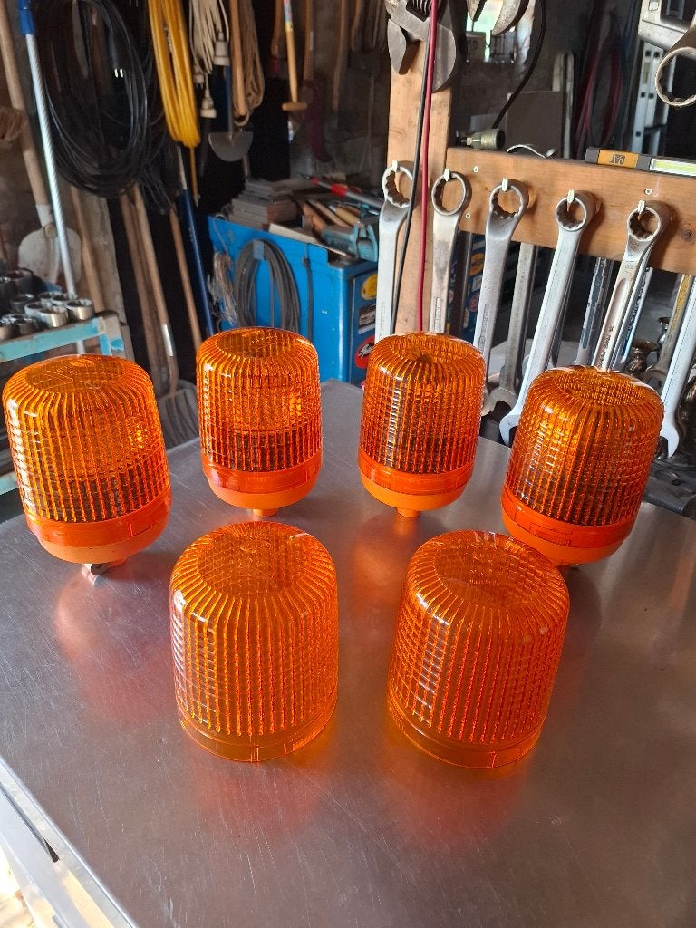 Hella KL 7000R 24 volt zwaailamp, Auto-onderdelen, Ophalen of Verzenden, Gebruikt, Overige merken, Verlichting