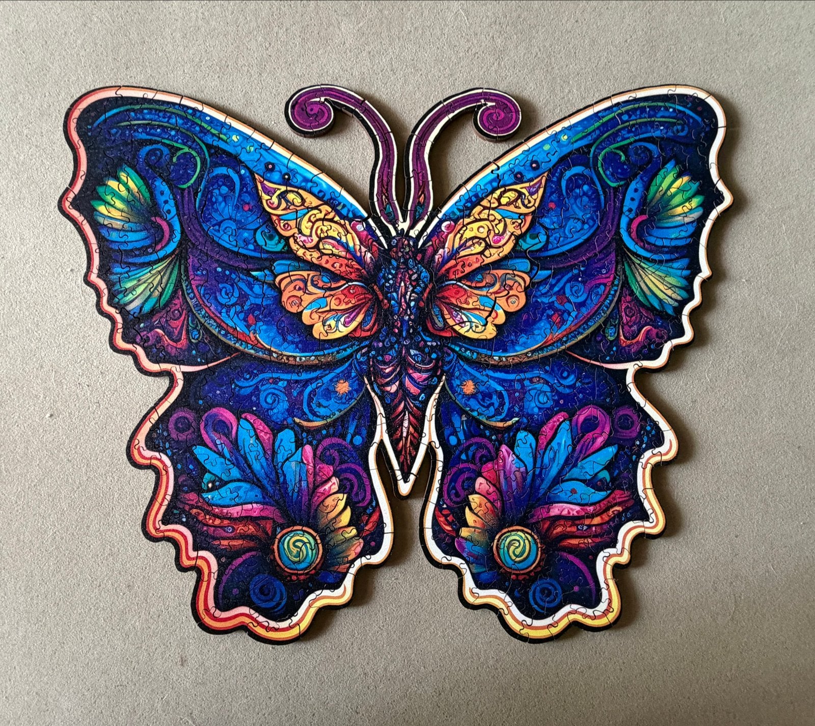 Prachtige houten vlinderpuzzel - Uniek design!, Ophalen, Meer dan 50 stukjes, Zo goed als nieuw, Van hout