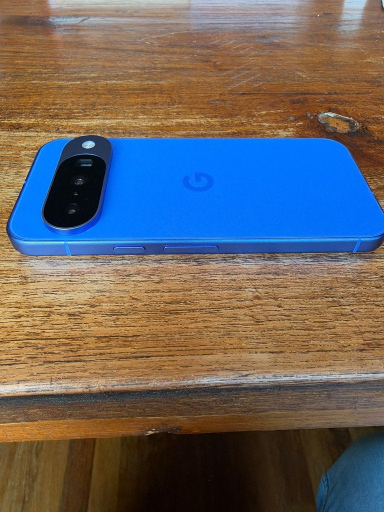 Google Pixel 10 blauw - 256 GB - Krasvrij met accessoires, Ophalen, Zo goed als nieuw, Overige typen