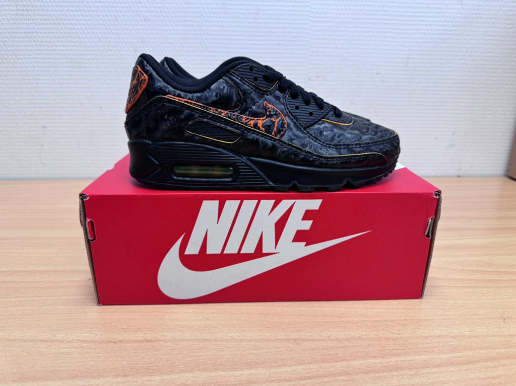Nike Air Max 90 QS Volcano 36, Zwart, Nieuw, Ophalen of Verzenden, Sneakers of Gympen