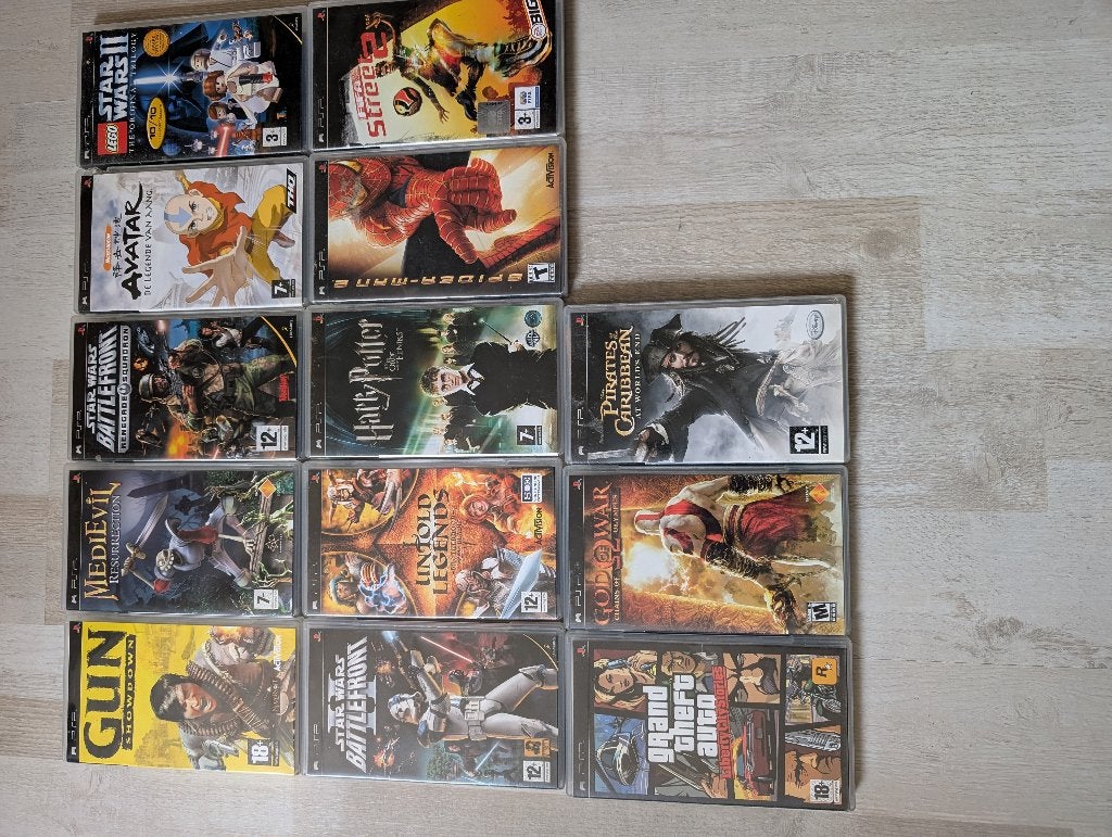 PSP spellen 13 stuks, Spelcomputers en Games, Spelcomputers | Sony PSP, Ophalen, Gebruikt, PSP