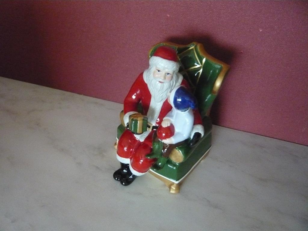 Villeroy & Boch Christmas Toys Santa op stoel speeldoos 15cm, Diversen, Kerst, Nieuw, Ophalen of Verzenden