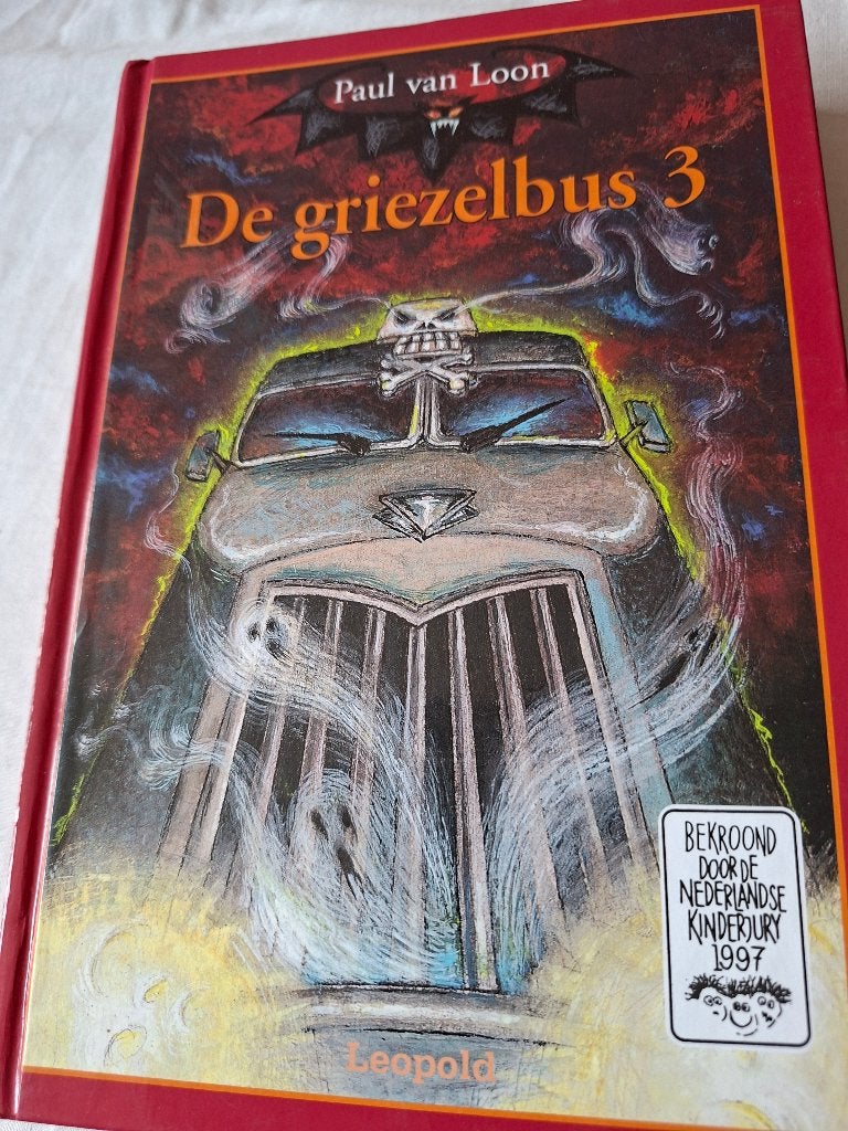 Paul van Loon, De griezelbus 3, Boeken, Ophalen of Verzenden, Zo goed als nieuw, Fictie algemeen
