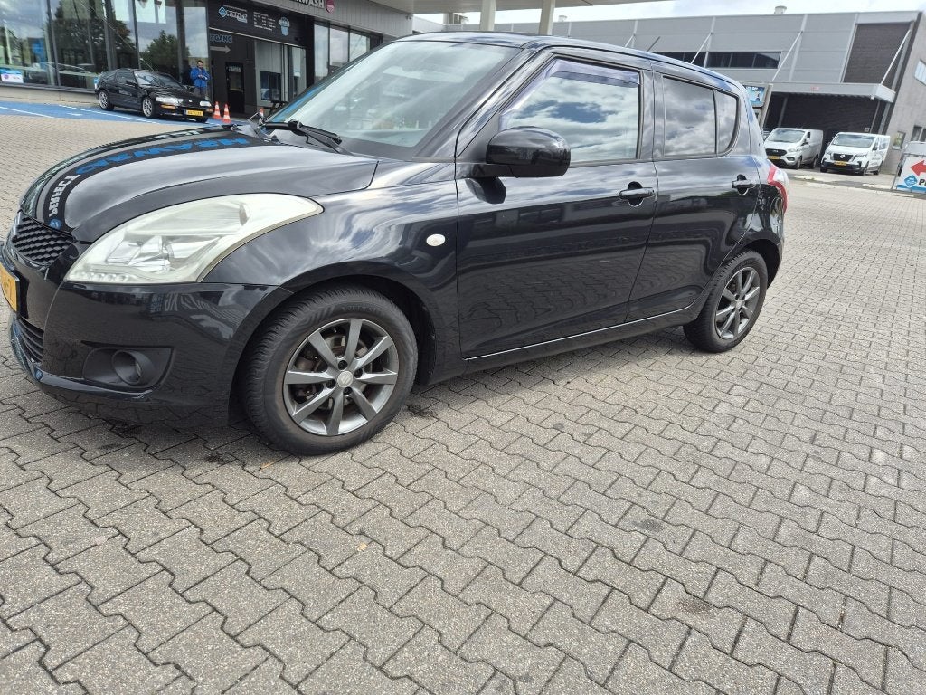 Suzuki Swift 1.2 Exclusive EASSS Keyless, Auto's, Suzuki, Voorwielaandrijving, Euro 5, Stof, 400 kg