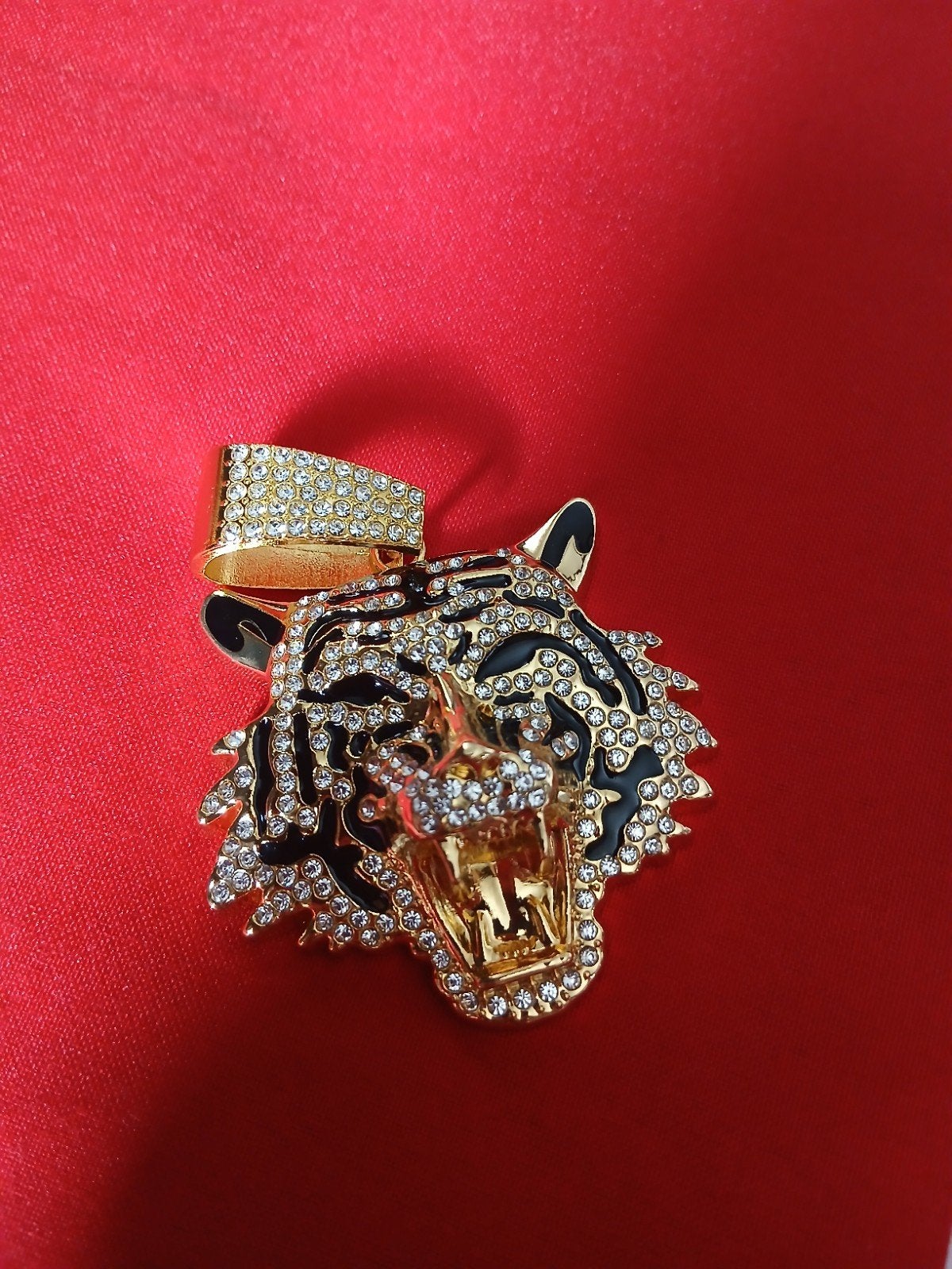 Gouden Tijger Hanger met Strass - 31.81g, Overige materialen, Verzenden, Zo goed als nieuw, Goud