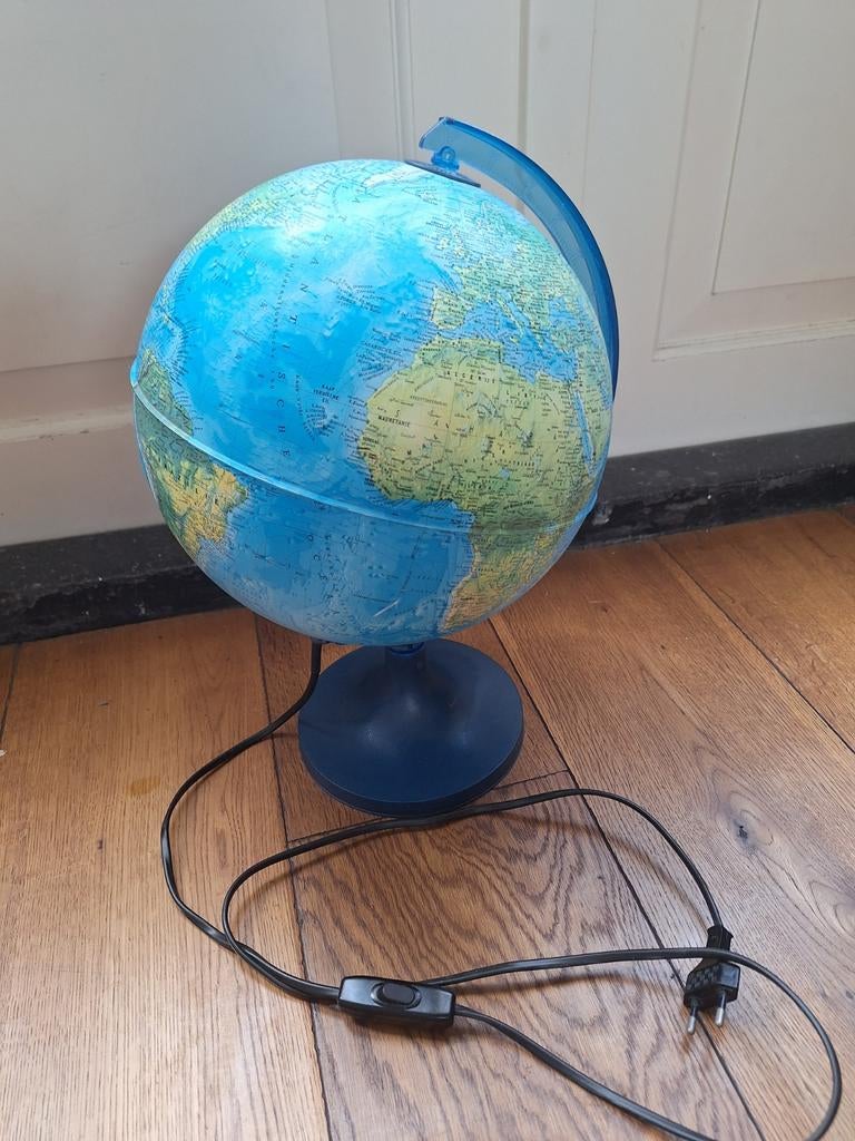Verlichte Wereldbol op Standaard - Goede Staat, Ophalen of Verzenden, Verlicht, Gebruikt