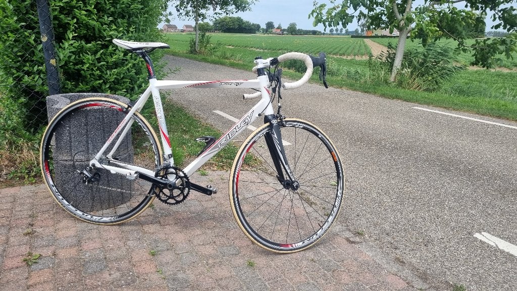 Ridley racefiets - wit met rode accenten, 28 inch, Gebruikt, Aluminium, 15 tot 20 versnellingen