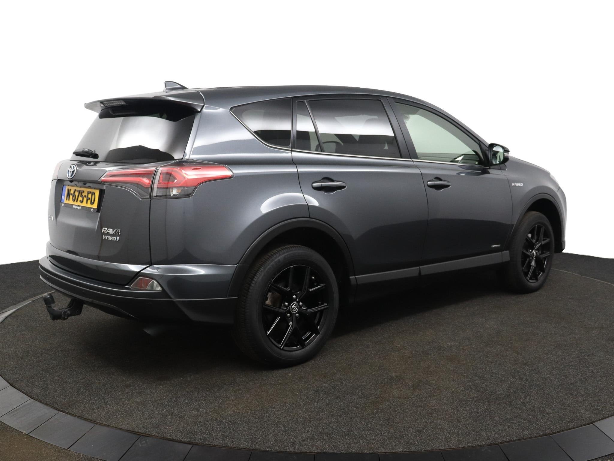 Toyota RAV4 2.5 Hybrid AWD Style | Trekhaak | 1.650kg trekge, Auto's, Automaat, 12 maanden, Adaptive Cruise Control, Gebruikt