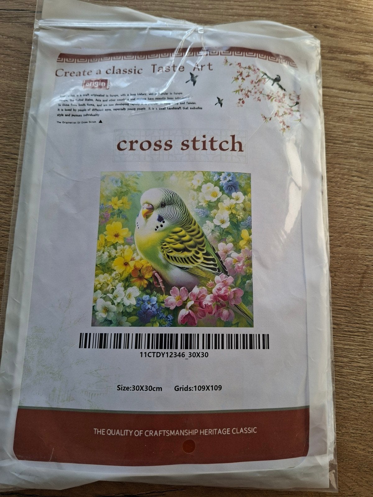Nieuw Borduurpakket - Kruissteek Parkiet 30x30cm, Ophalen of Verzenden, Nieuw, Handborduren, Borduurpakket