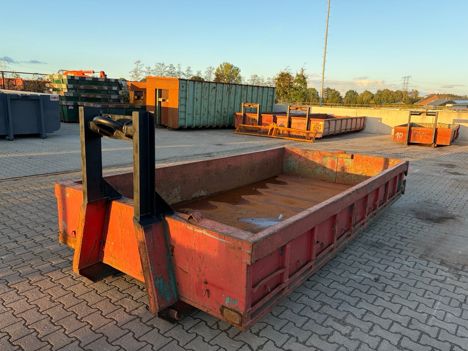 2xHaakarm container 5-6m3, Ophalen