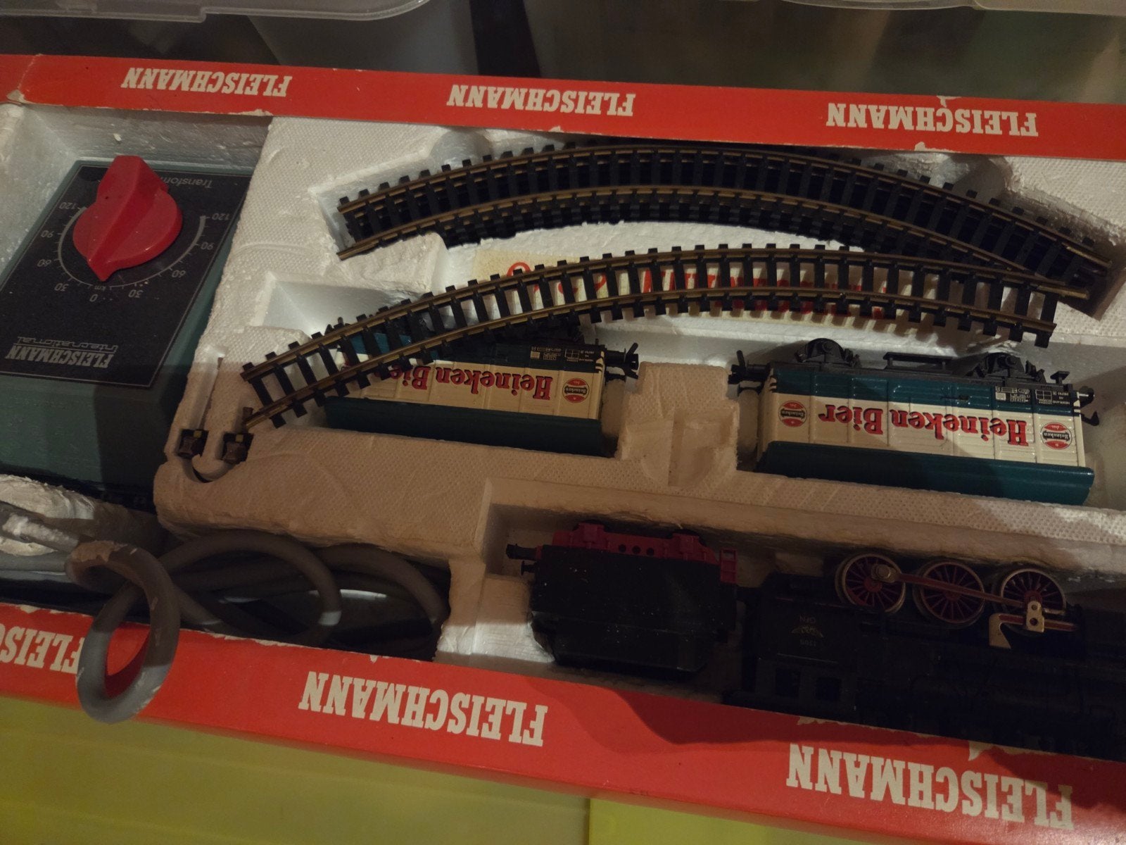 modeltreinen met rails en huisjes, Gelijkstroom, Fleischmann, Ophalen of Verzenden, Gebruikt