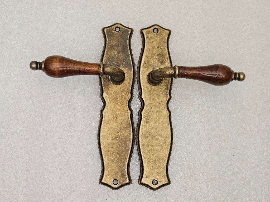 Setje vintage Bronskleurig Houten Deurbeslag set nr.33, Antiek en Kunst, Ophalen of Verzenden