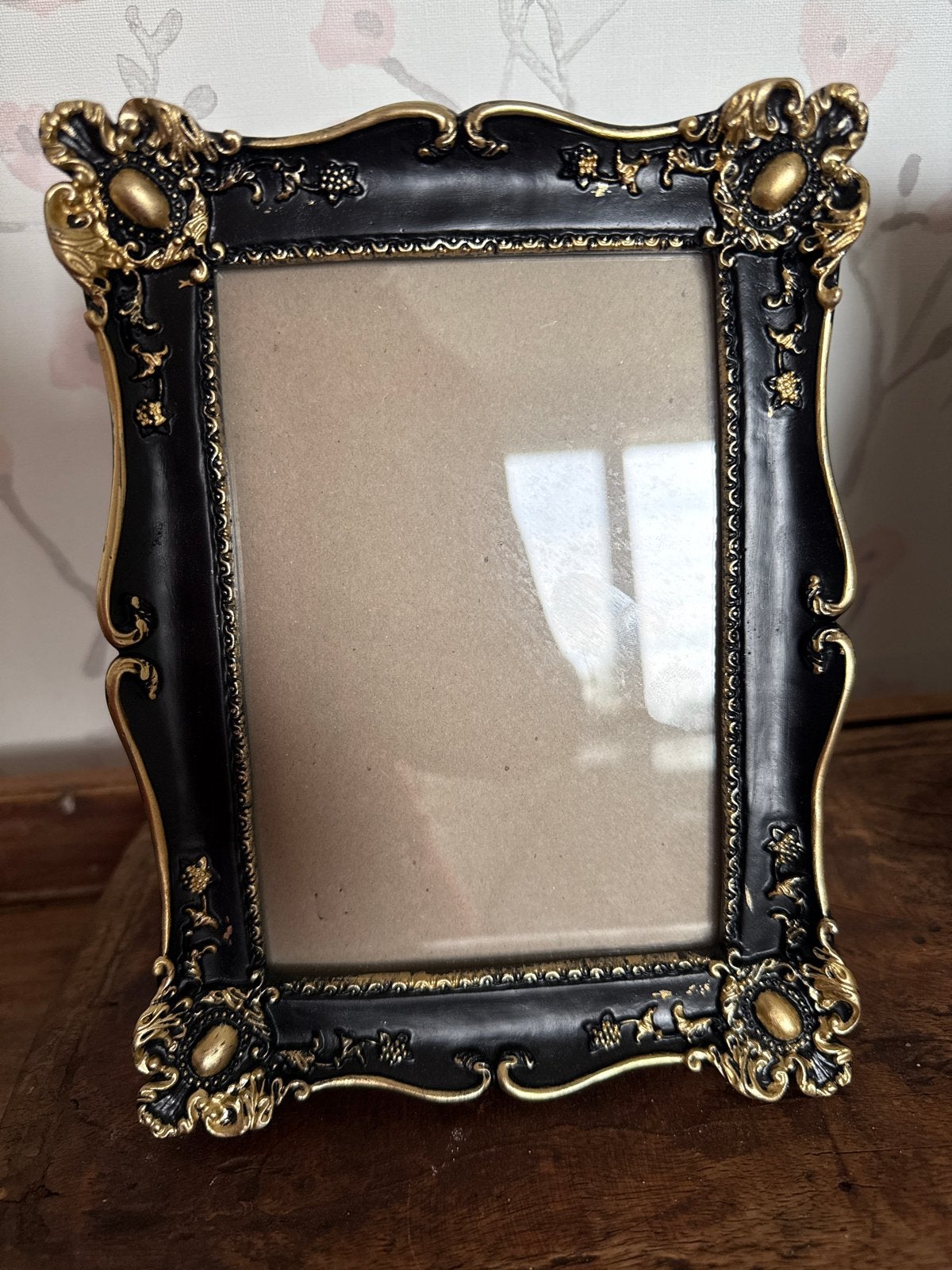 Twee Barok Stijl Fotolijstjes Zwart Goud 16x22 cm, Huis en Inrichting, Woonaccessoires | Lijsten, Ophalen, Kunststof, Gebruikt