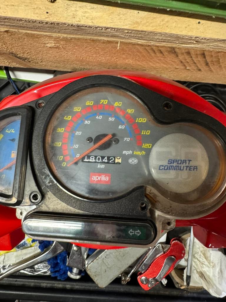 Aprilia sr50 www teller, Ophalen, Zo goed als nieuw, Overige typen, Aprilia