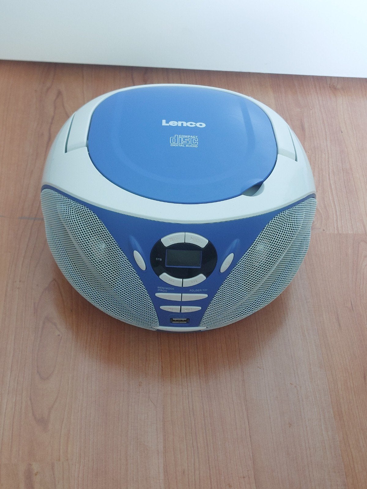 Lenco CD speler met USB en AUX (radio defect), Ophalen