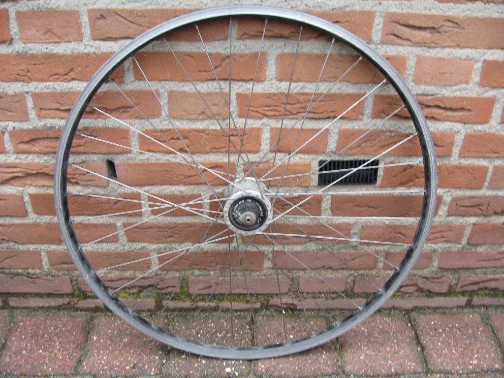 shimano wiel, met naafdynamo !!, Gebruikt, Aluminium, Shimano, Racefiets