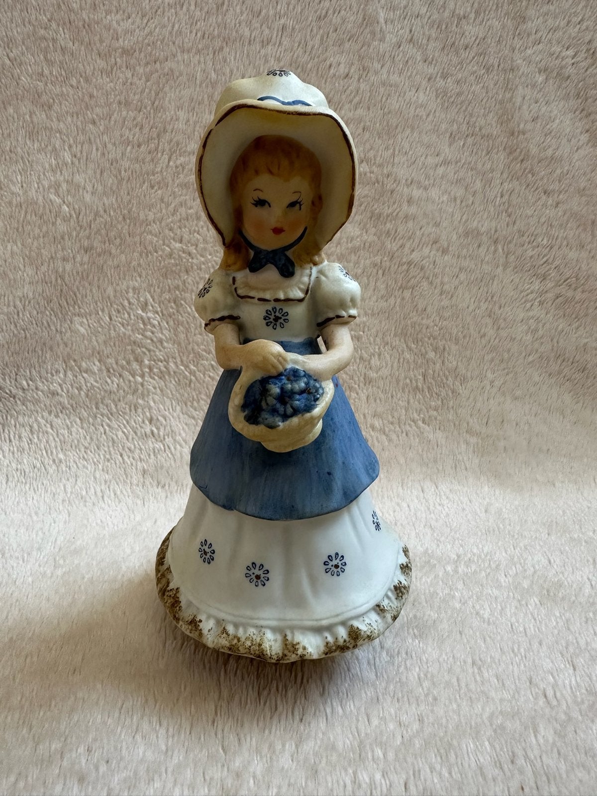 Vintage Japan Muziekdoosje Meisje met Bloemenmandje, Ophalen of Verzenden, Gebruikt, Mens