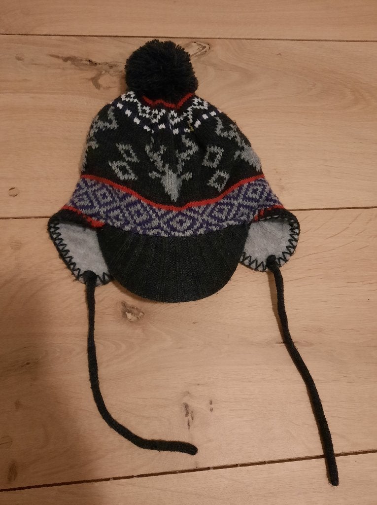 Muts met klep, kinderen, (zwart/ grijs/ rood/ wit), Gebruikt, Jongen of Meisje, Ophalen of Verzenden, Muts