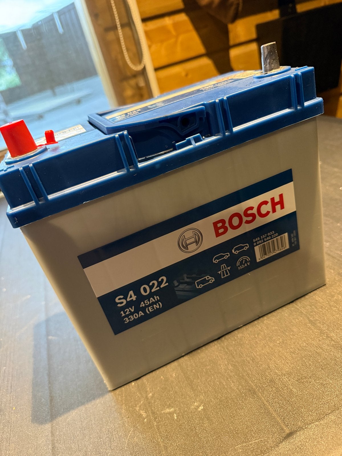 Bosch S4 022 Accu 12V 45Ah 330A (EN) - Nieuw en ongebruikt, Ophalen, Nieuw, Universele onderdelen