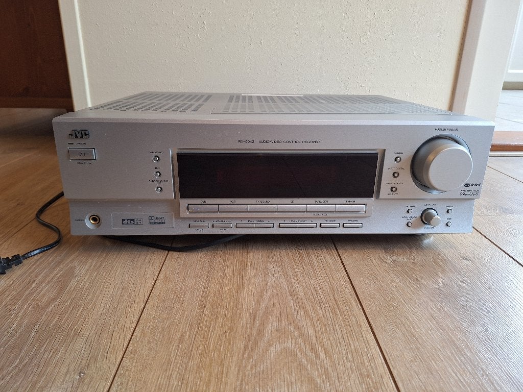 JVC RX-5042 reciever of versterker, Audio, Tv en Foto, Versterkers en Receivers, Gebruikt, JVC, Ophalen of Verzenden, 60 tot 120 watt