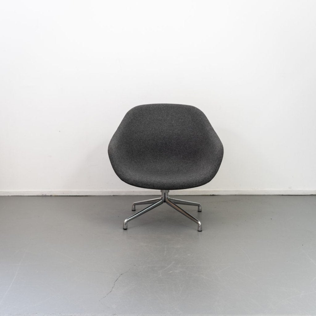 Hay AAL81 Fauteuil Grijs Stof - Aluminium, Huis en Inrichting, Fauteuils, Niet ingevuld, Zo goed als nieuw, Niet ingevuld, Niet ingevuld