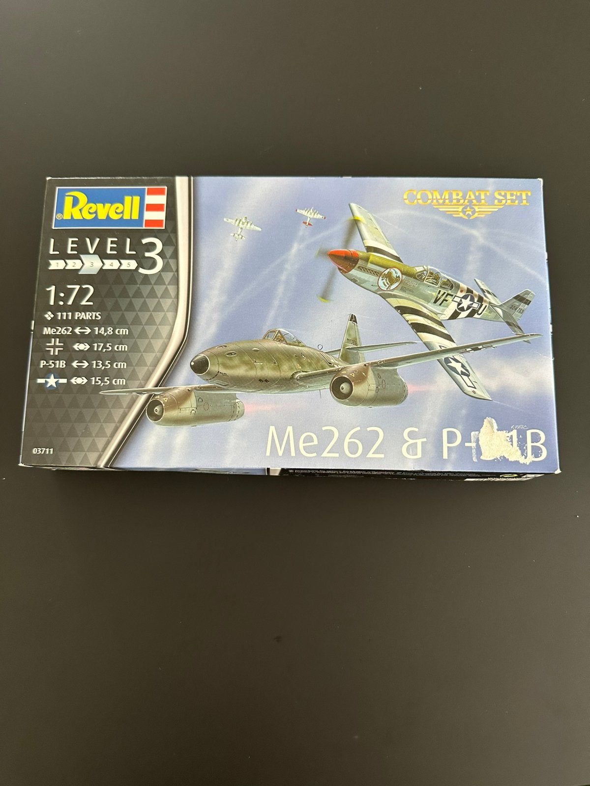 Nieuw - Revell combat set 03711, Ophalen of Verzenden, Zo goed als nieuw, 1:72 tot 1:144, Revell
