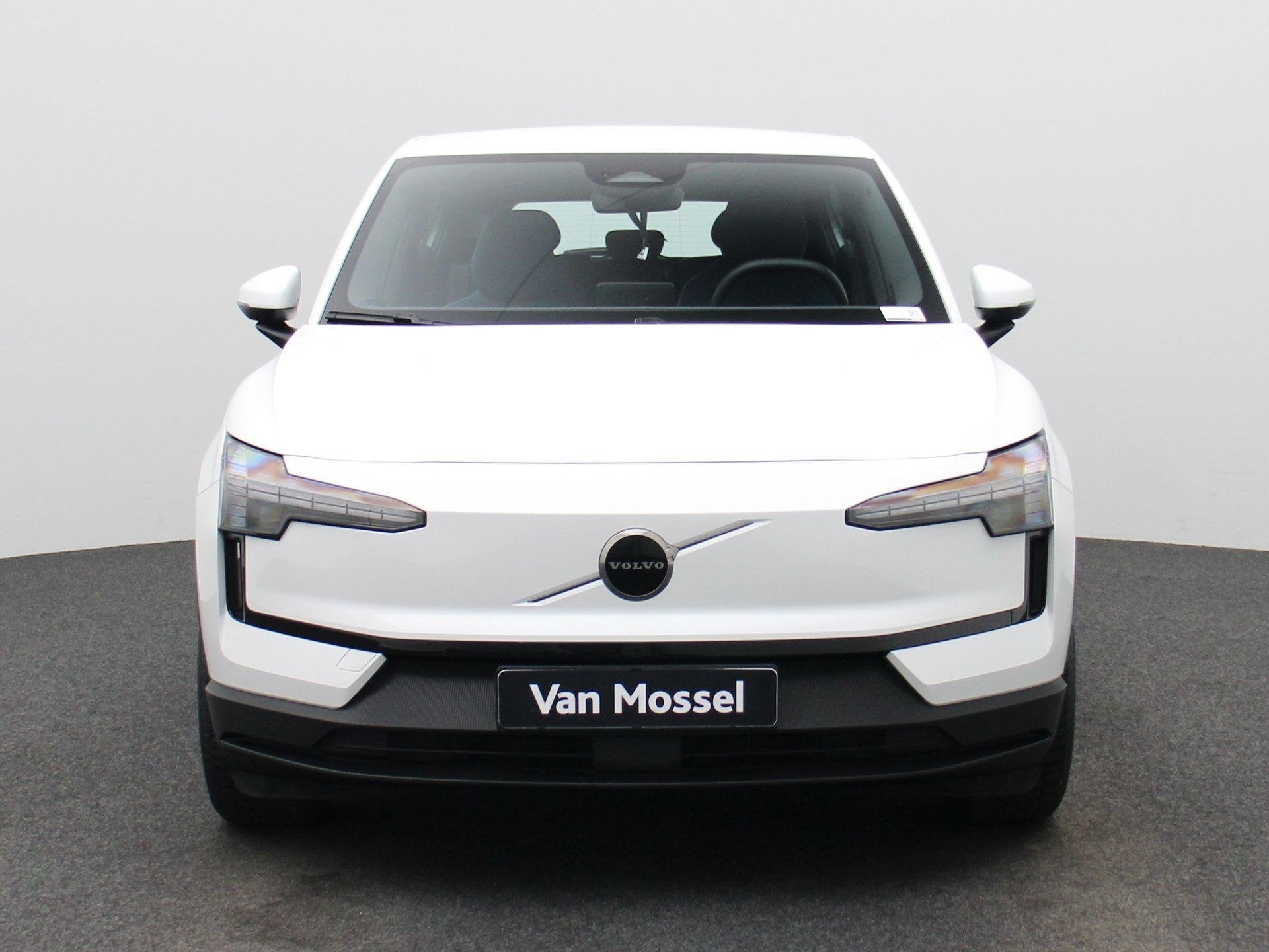 Volvo EX30 P5 Long Range Core | Apple Carplay / Android Auto, Auto's, Volvo, Automaat, 12 maanden, Gebruikt, 1600 kg