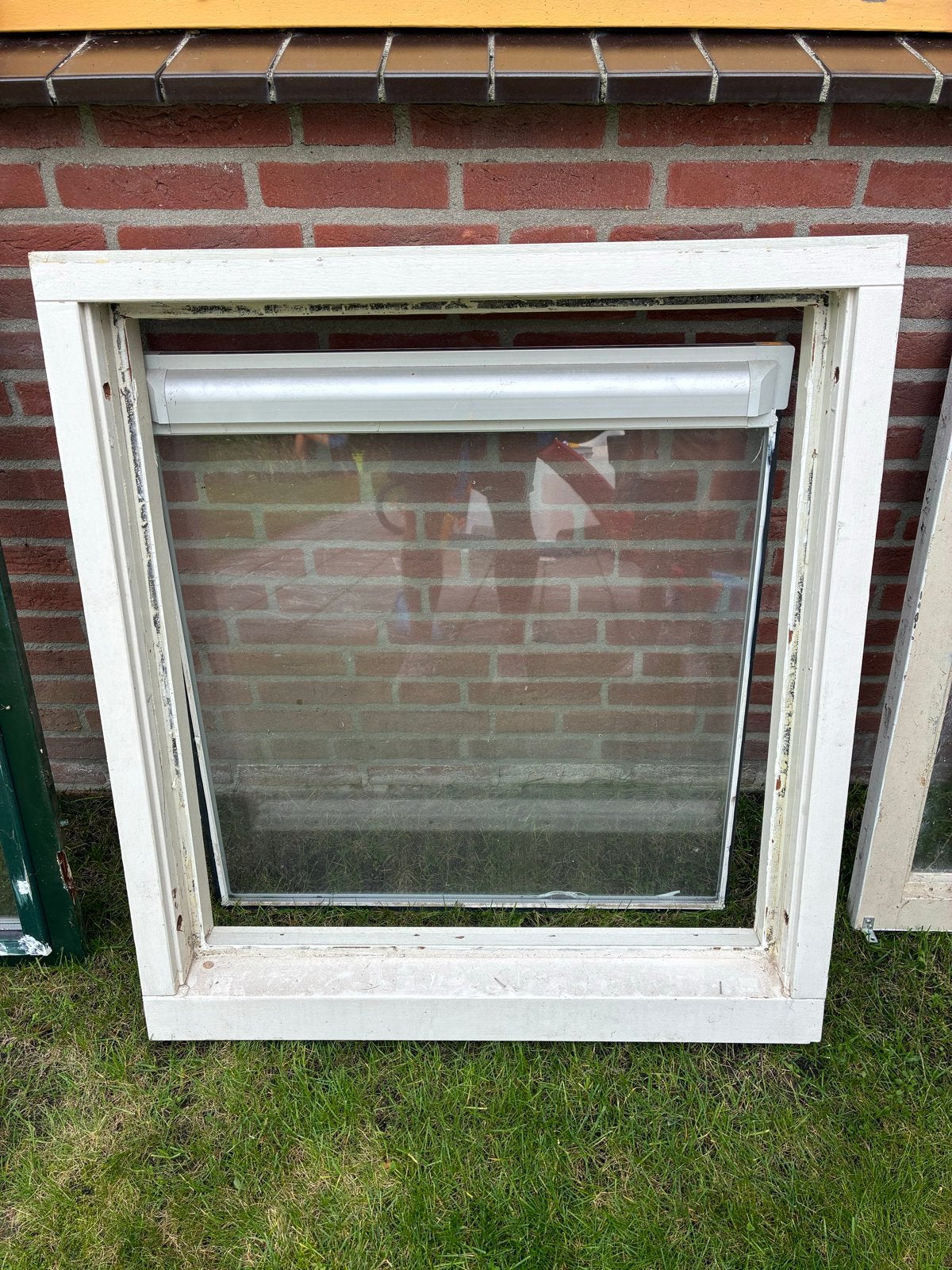 GRATIS - Kozijn met dubbelglas en ventilatierooster, Ophalen, Gevelraam of Ruit, Gebruikt, 80 tot 120 cm