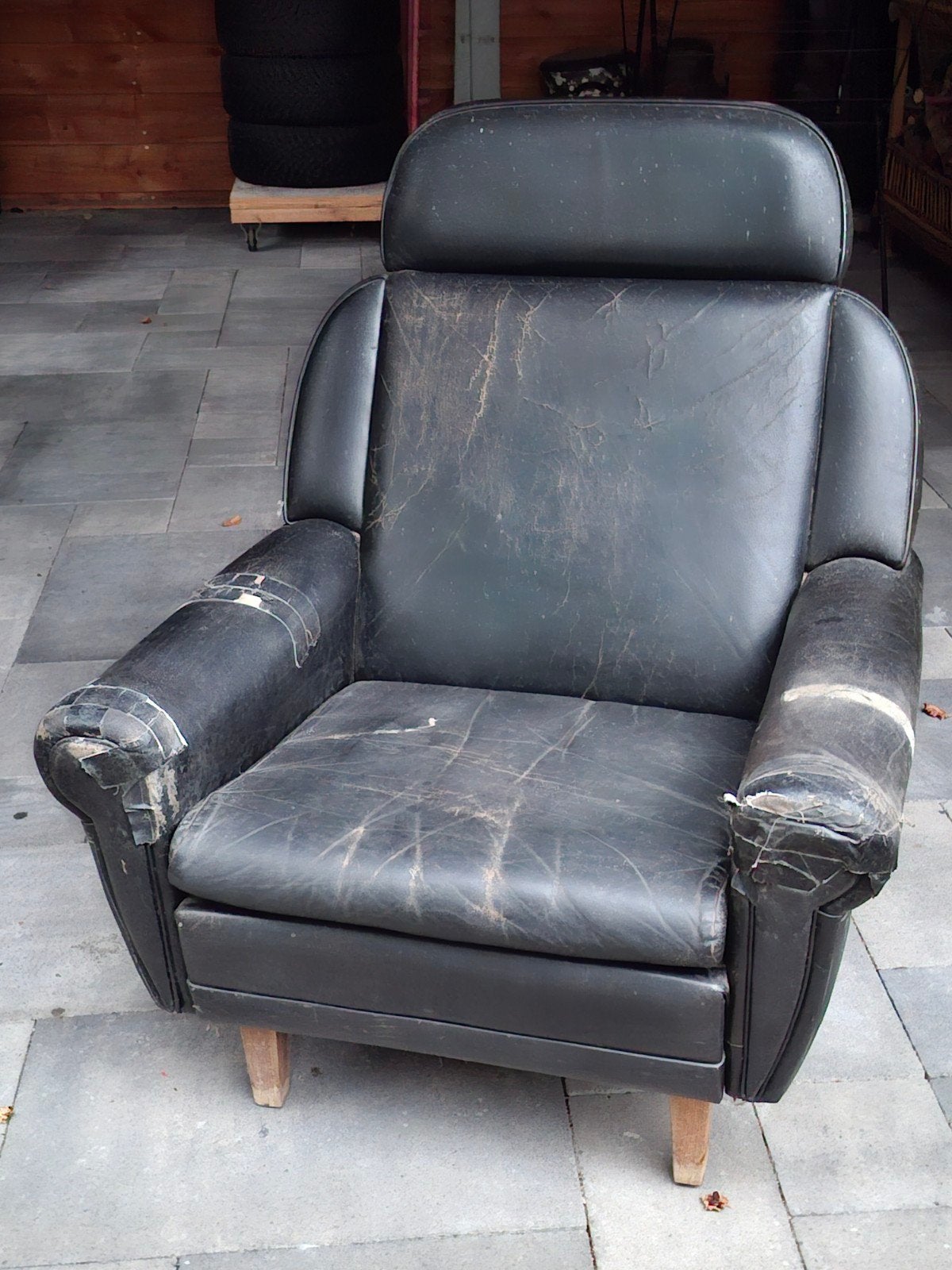opknapper, oude herenstoel, binnenwerk intact,  stevig, Ophalen, Gebruikt, 50 tot 75 cm, Zestiger/zeventiger jaren