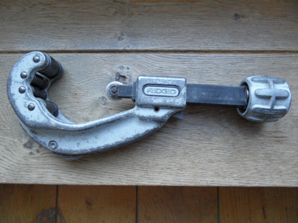 Pijpsnijder Ridgid  205 met afgeschermde schroefspindel 6-60, Ophalen of Verzenden, Zo goed als nieuw