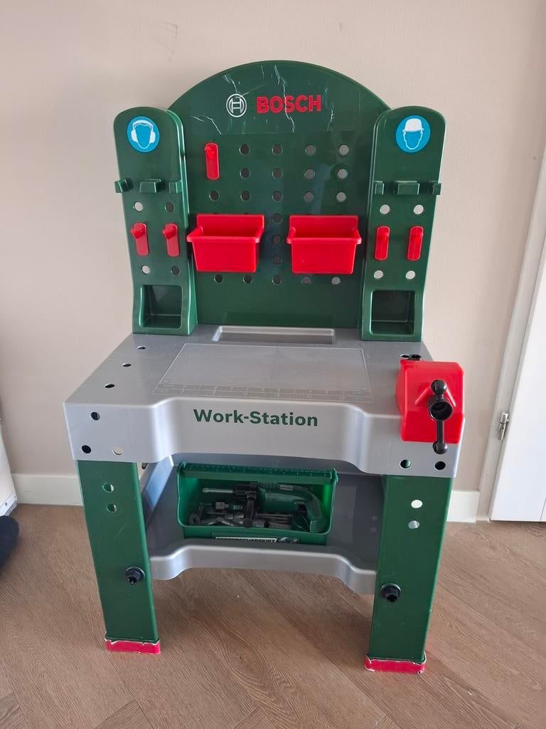 Speelgoed Bosch Work-Station incl gereedschap, Ophalen, Gebruikt