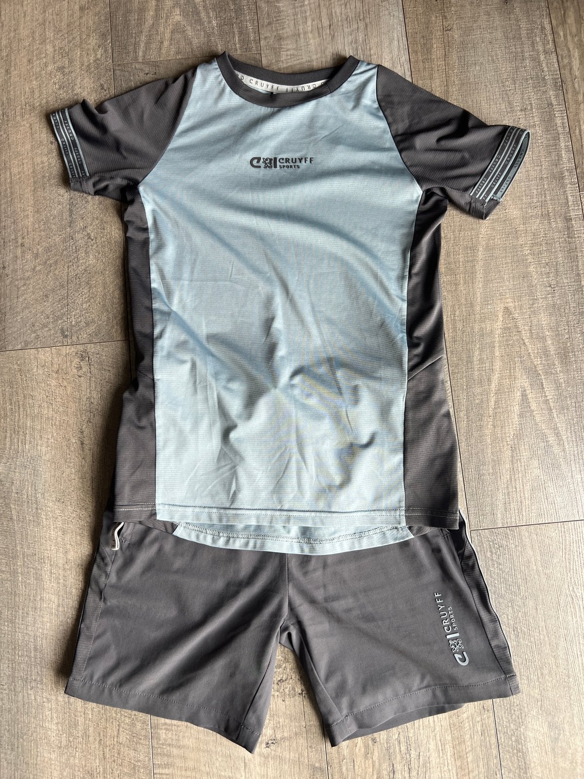 Cruijff Sportset - Shirt en Broekje Maat 152, Maat XS of kleiner, Ophalen of Verzenden, Zo goed als nieuw, Set
