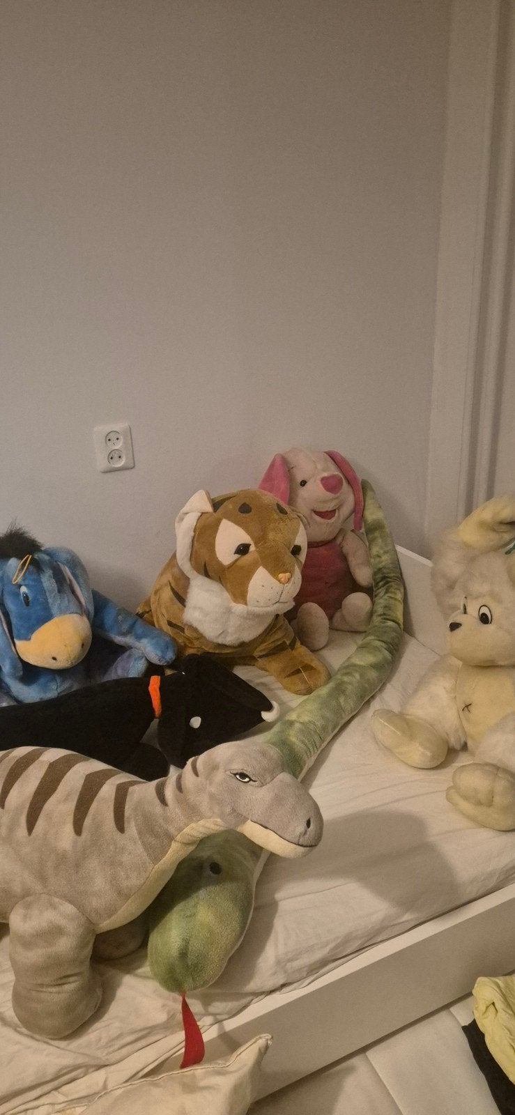 Diverse grote knuffels te koop oa van winnie de poeh, Dino,, Ophalen, Hema, Gebruikt, Disney