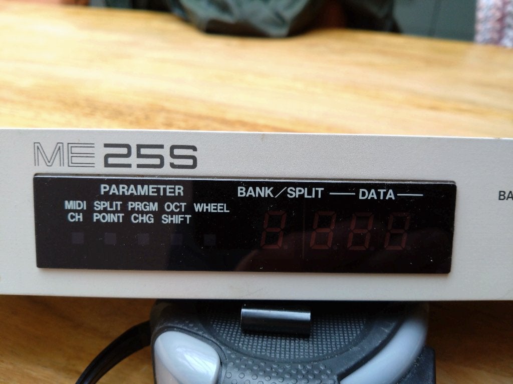 AKAY midi-splitter ME25S, Ophalen of Verzenden, Gebruikt
