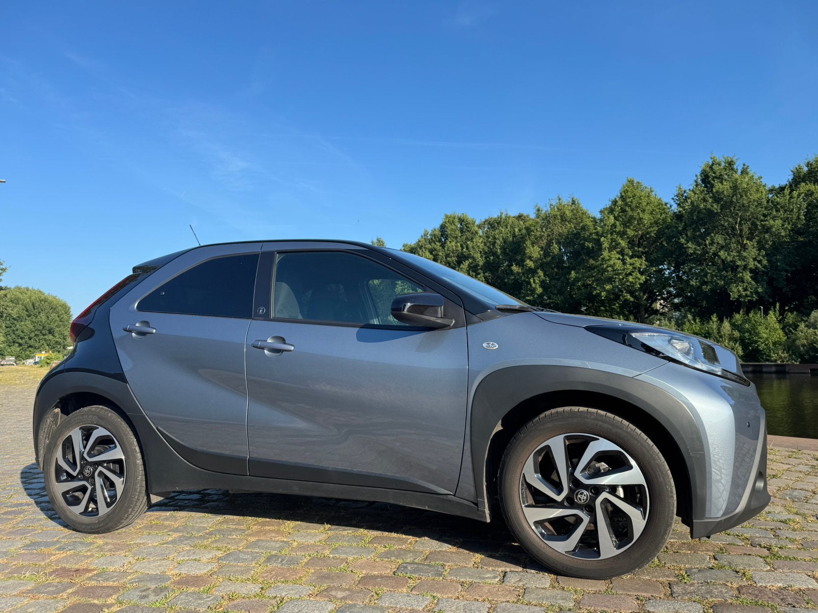 LuxeToyota Aygo X 1.0 Vvt-iPulse ( automaat ) 2024 18.500 km, 4 stoelen, Aygo X, Particulier, 3 cilinders