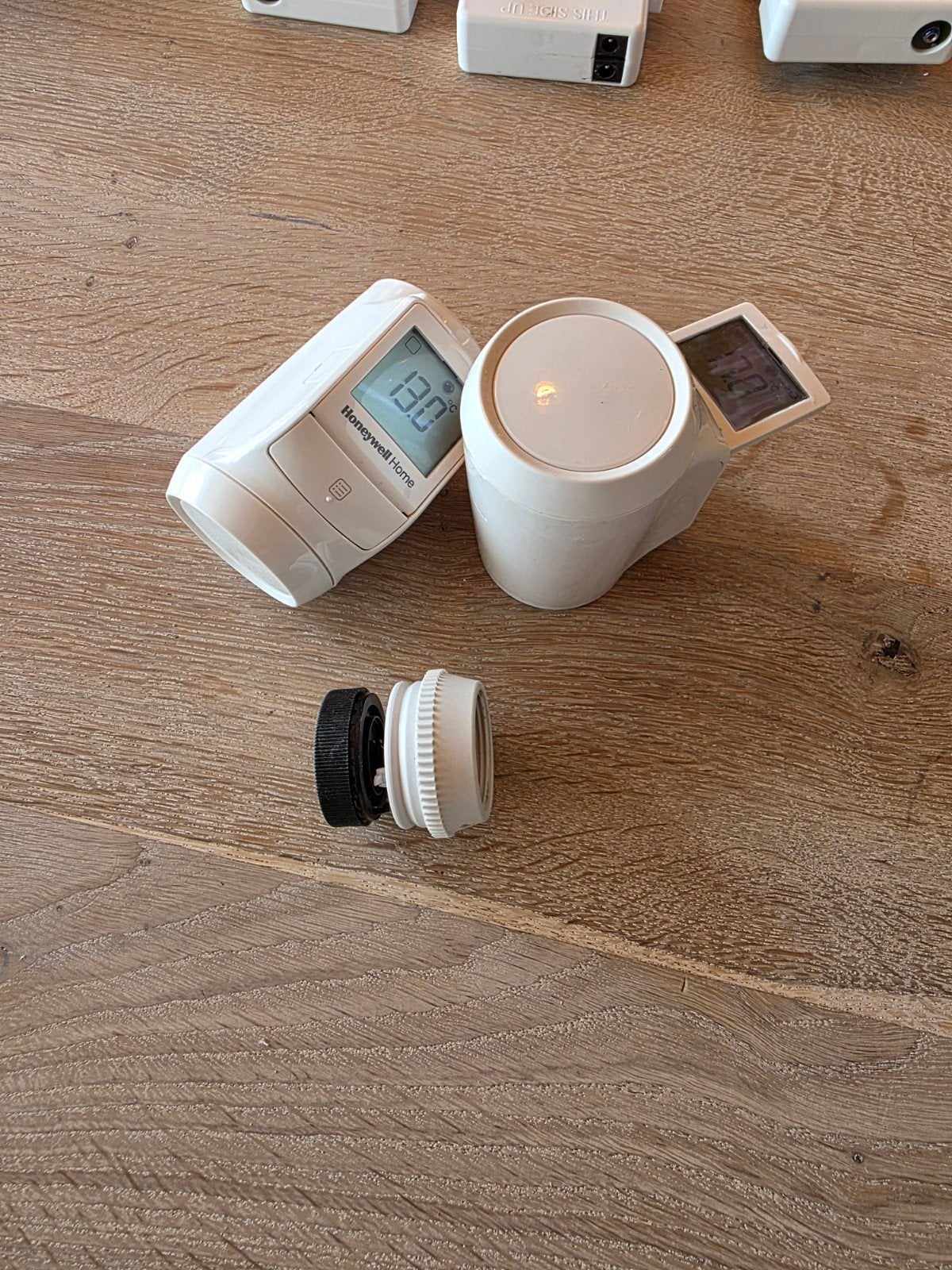 2 Honeywell thermostaatknoppen (HR92WE) - zgan, Doe-het-zelf en Verbouw, Thermostaten, Ophalen of Verzenden, Slimme thermostaat