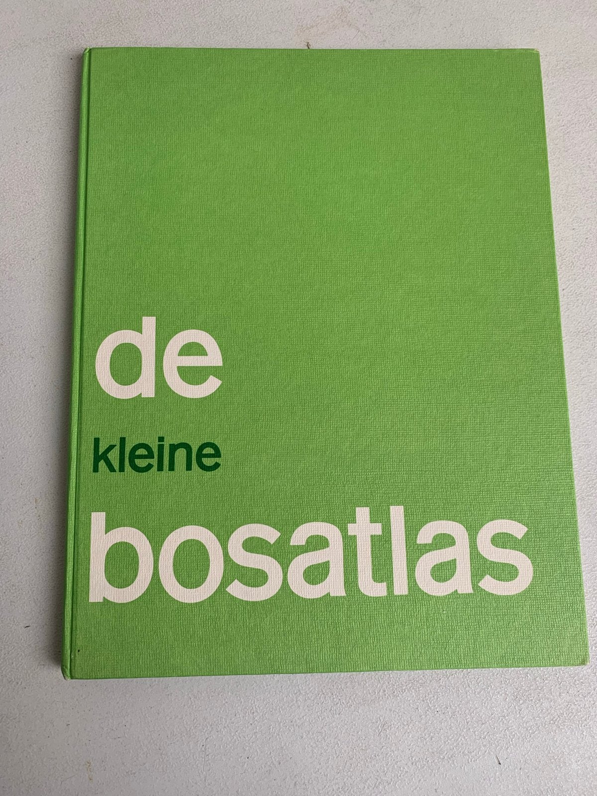 De Kleine Bosatlas - Wolters-Noordhoff 1971, Gelezen, Bosatlas, Ophalen of Verzenden, 1800 tot 2000