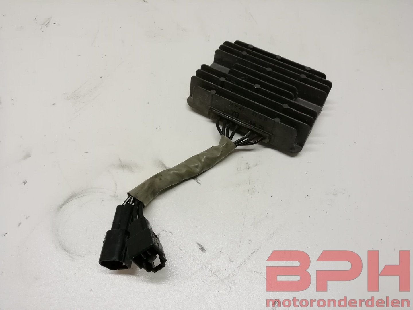 Spanningsregelaar Suzuki GSX-R 1000 K5 K6 2005 t/m 2006 rect, Gebruikt, -, -, Ophalen of Verzenden