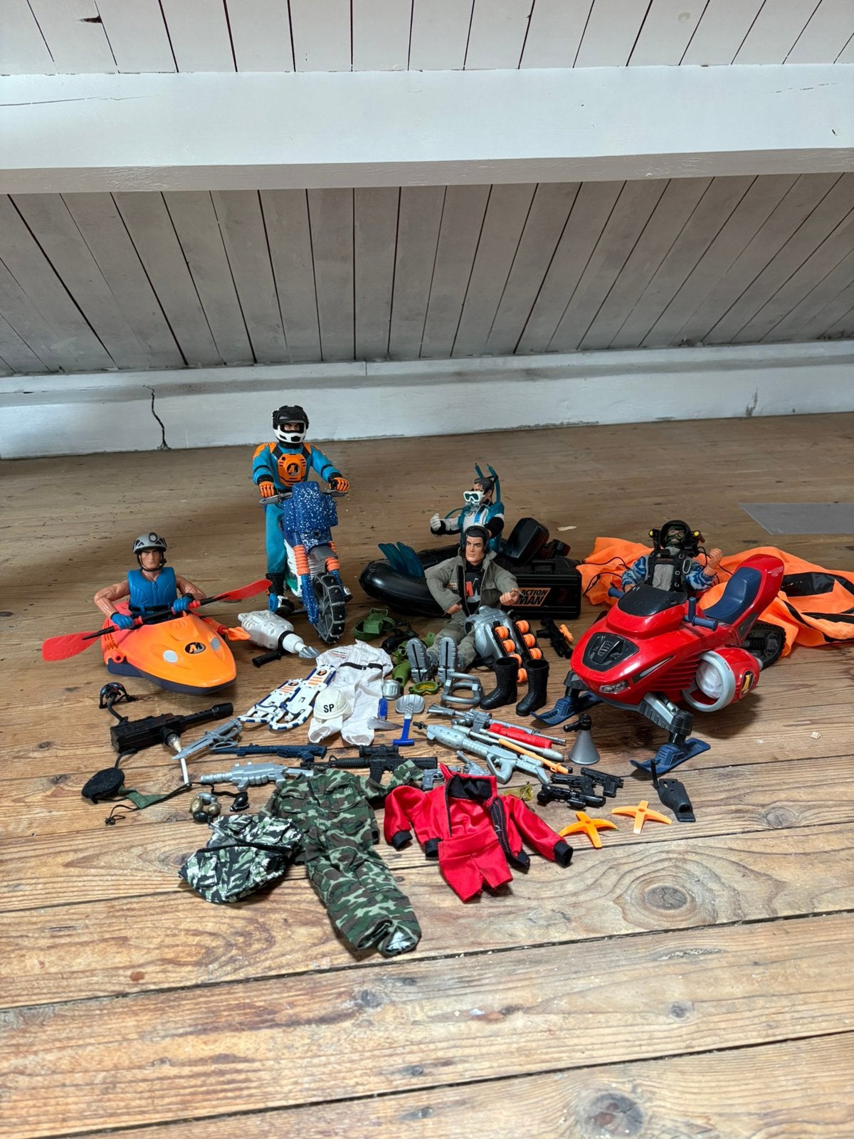 Action man 5 stuks + accessoires, Ophalen of Verzenden, Zo goed als nieuw