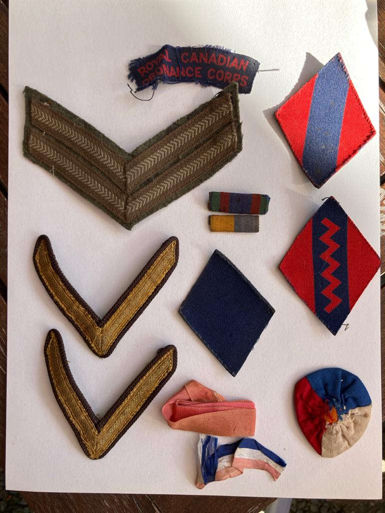 Diverse militaire insignes en emblemen - Royal Canadian, Ophalen of Verzenden, Overige soorten, Overige gebieden, Embleem of Badge