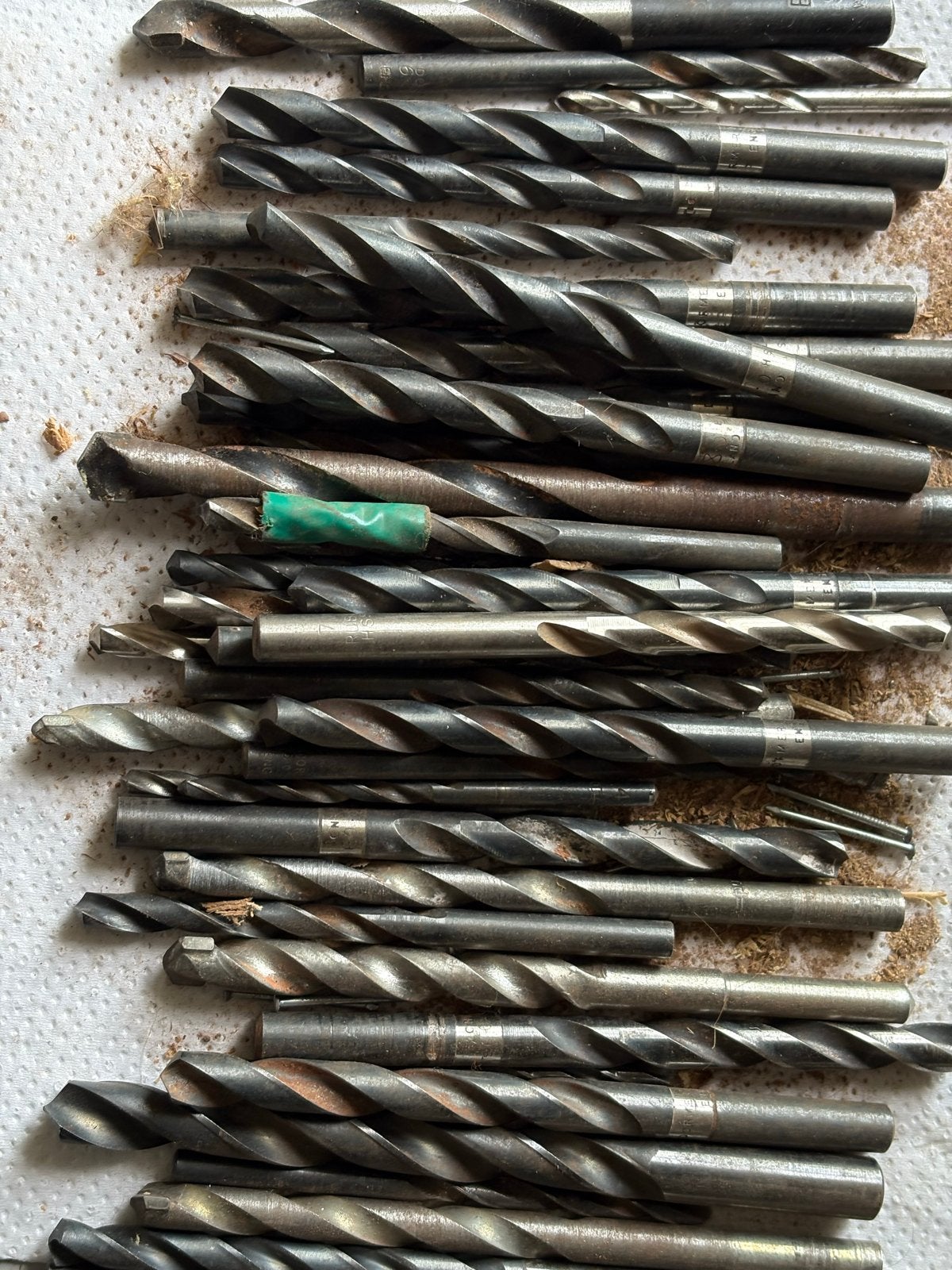 Partij van 50 boortjes, 3-10 mm, deels nieuw, Doe-het-zelf en Verbouw, Gereedschap | Boormachines, Ophalen of Verzenden, Gebruikt