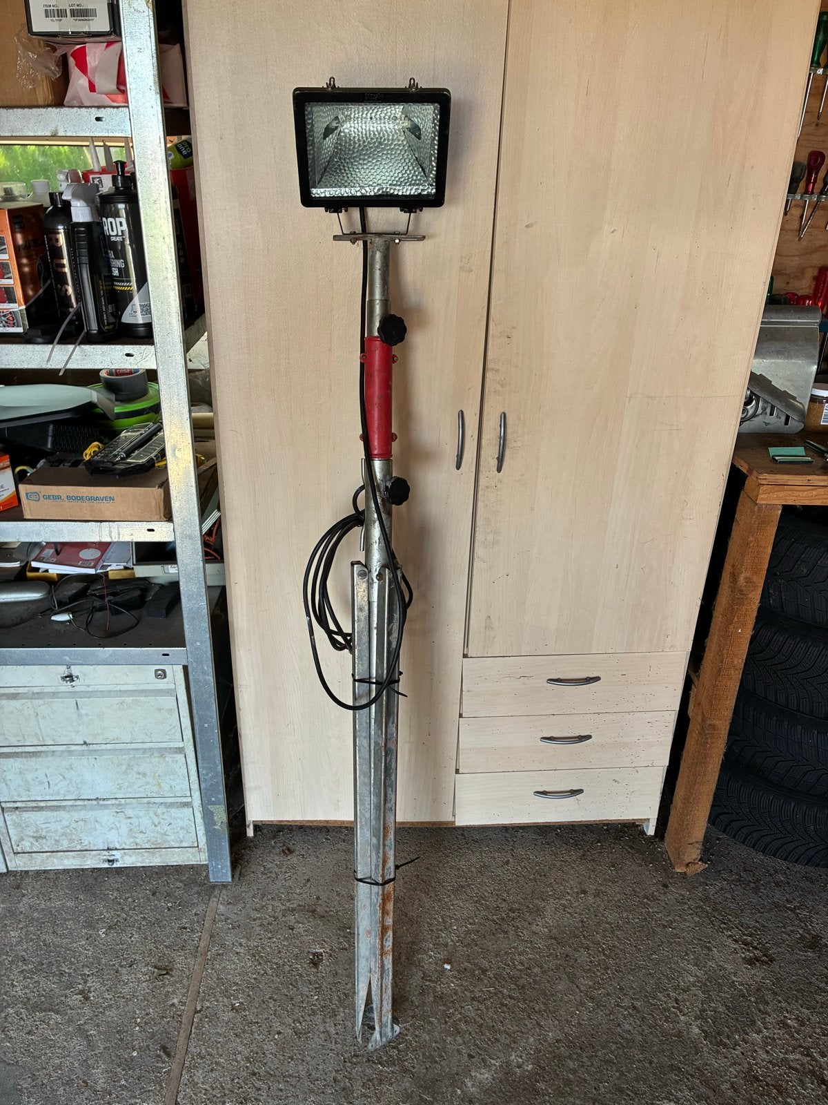 BOS Elektro Primaelux MAX500W bouwlamp met statief, Doe-het-zelf en Verbouw, Bouwverlichting, Gebruikt, Met statief, Ophalen of Verzenden
