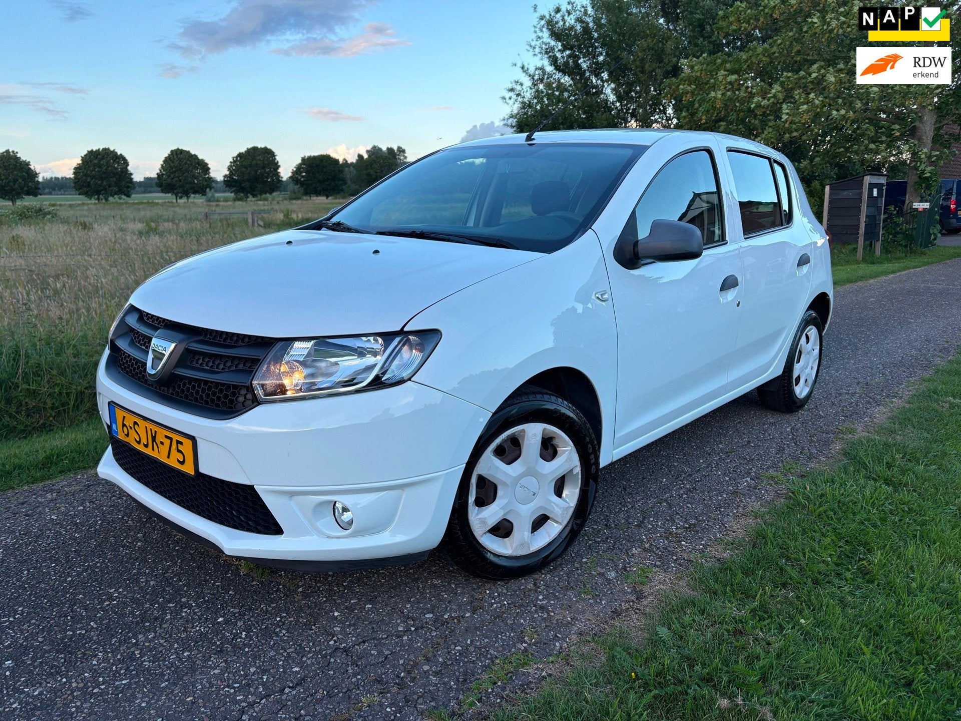 Dacia Sandero 0.9 TCe Ambiance 2013|Airco|NW APK, Auto's, Voorwielaandrijving, Stof, Gebruikt, 937 kg