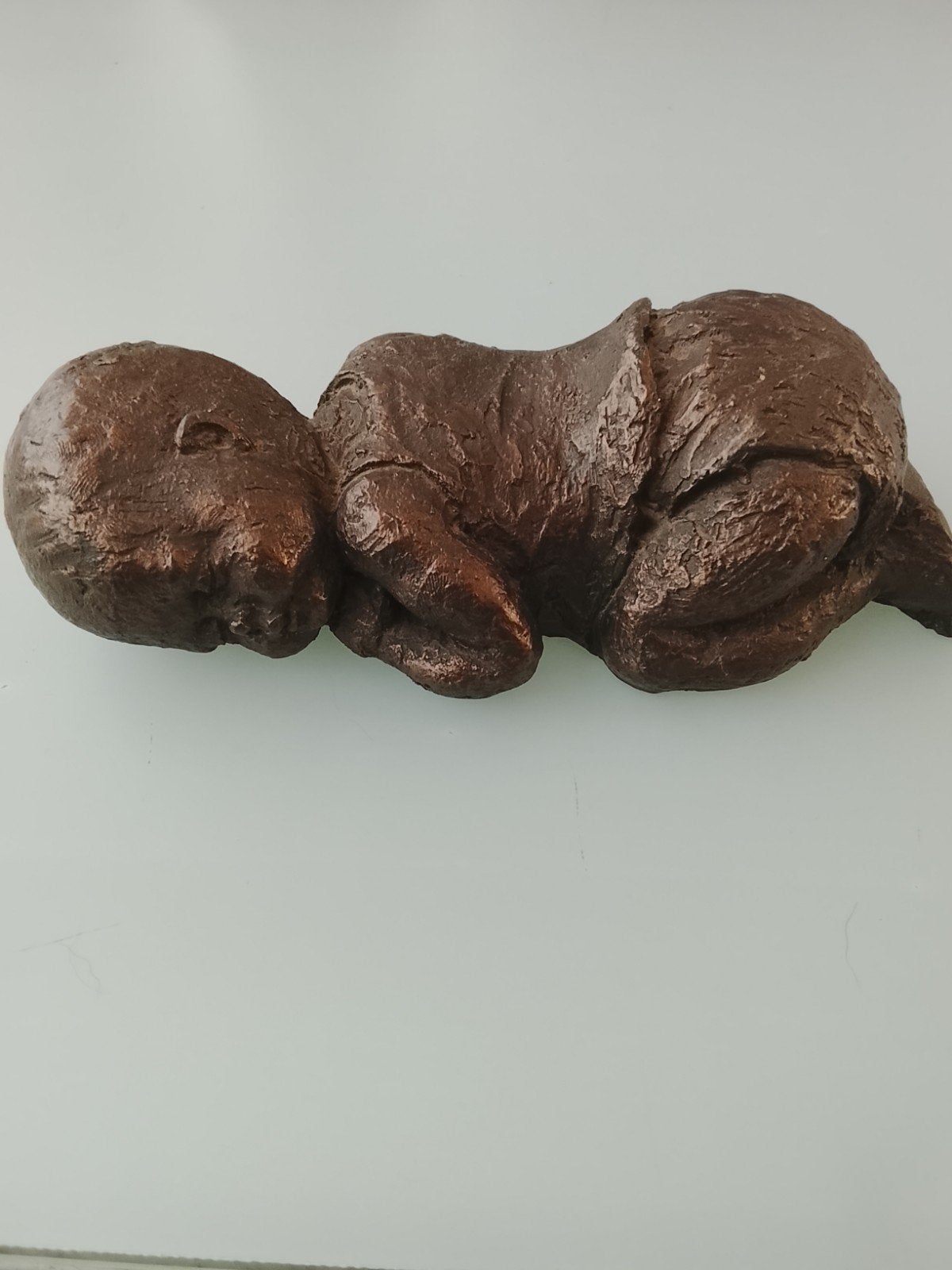 Bronzen beeldje slapende baby, Kunsthandel Metanodia, Antiek en Kunst, Ophalen of Verzenden